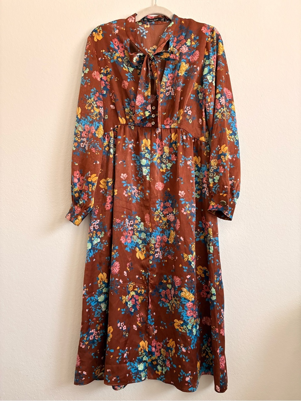 Zara Basic Floral Brown Midi Dress with Tie Neck size S - Picture 2 of 10